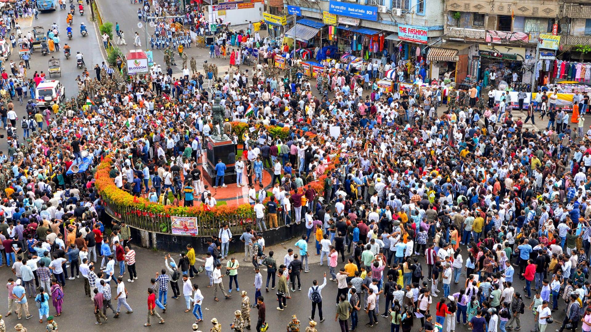 रांची में जेपीएससी के विरोध में जुटे छात्र