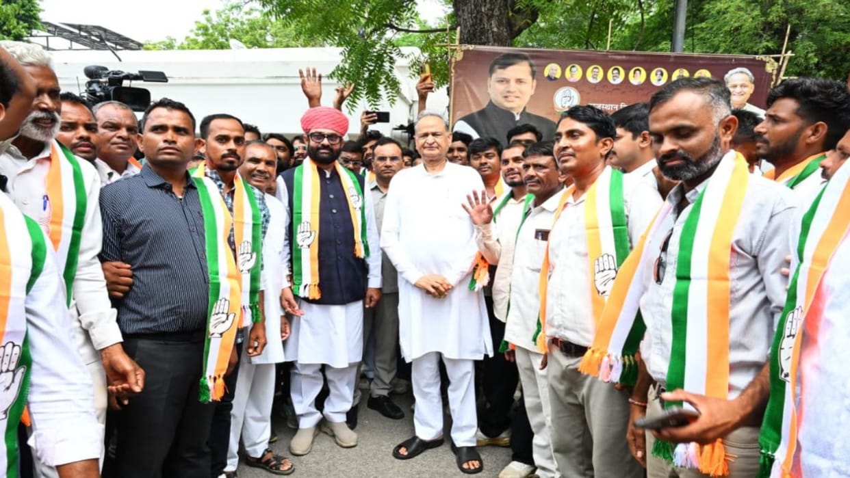 Jaipur News: Big Political Gain for Congress Before Panchayat and Civic Polls, 309 BAP Workers to Switch Sides