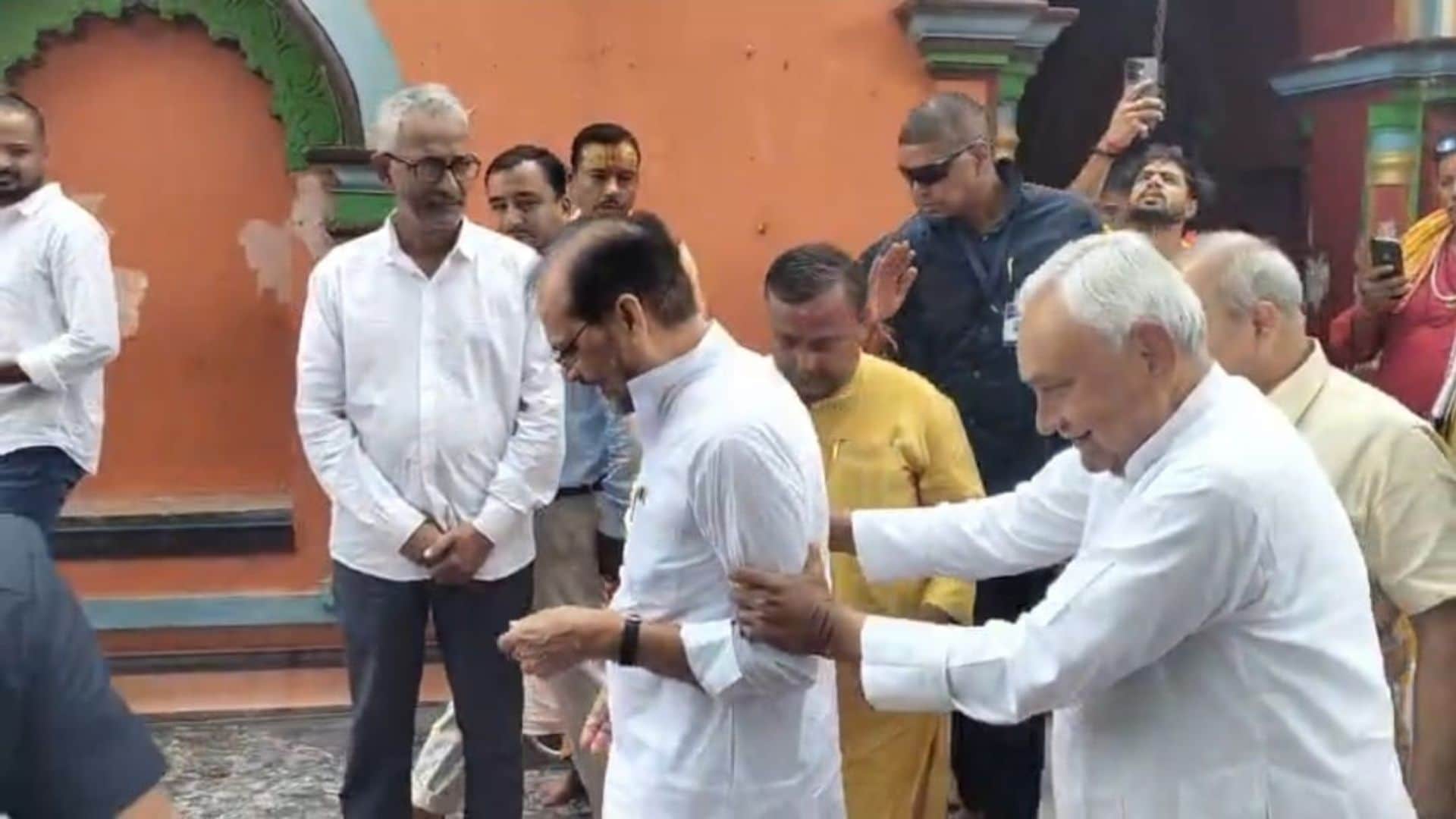 उमानाथ मंदिर पहुंचे नीतीश कुमार