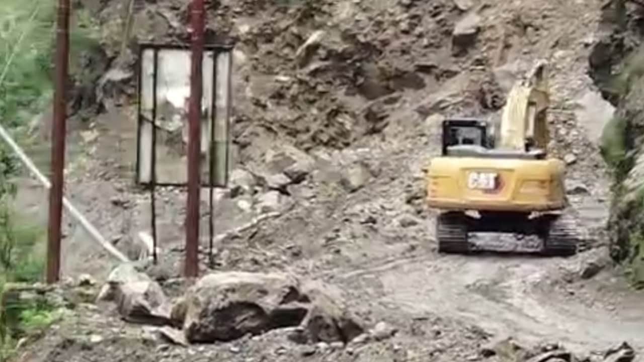 यमुनोत्री हाईवे बाधित