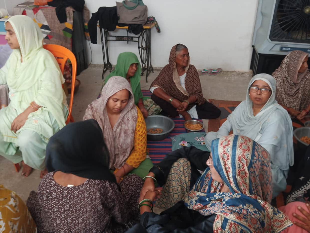 Kanpur Dehat, Bhognipur, Mohammadpur, Food Poisoning, Tahri, Soft Drink, Boy Dies, Hospital