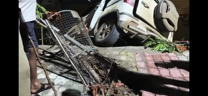 Car Returning from Chitrakoot Rams into Roadside Shop on NH-34, Eight Escape Unhurt