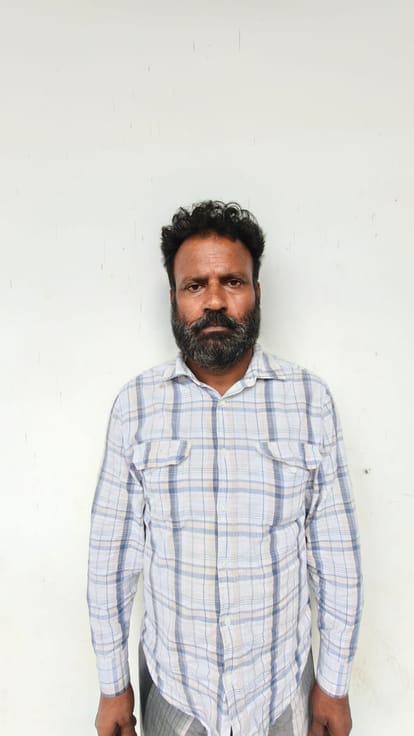 इनामी अपराधी फरमूद अहमद