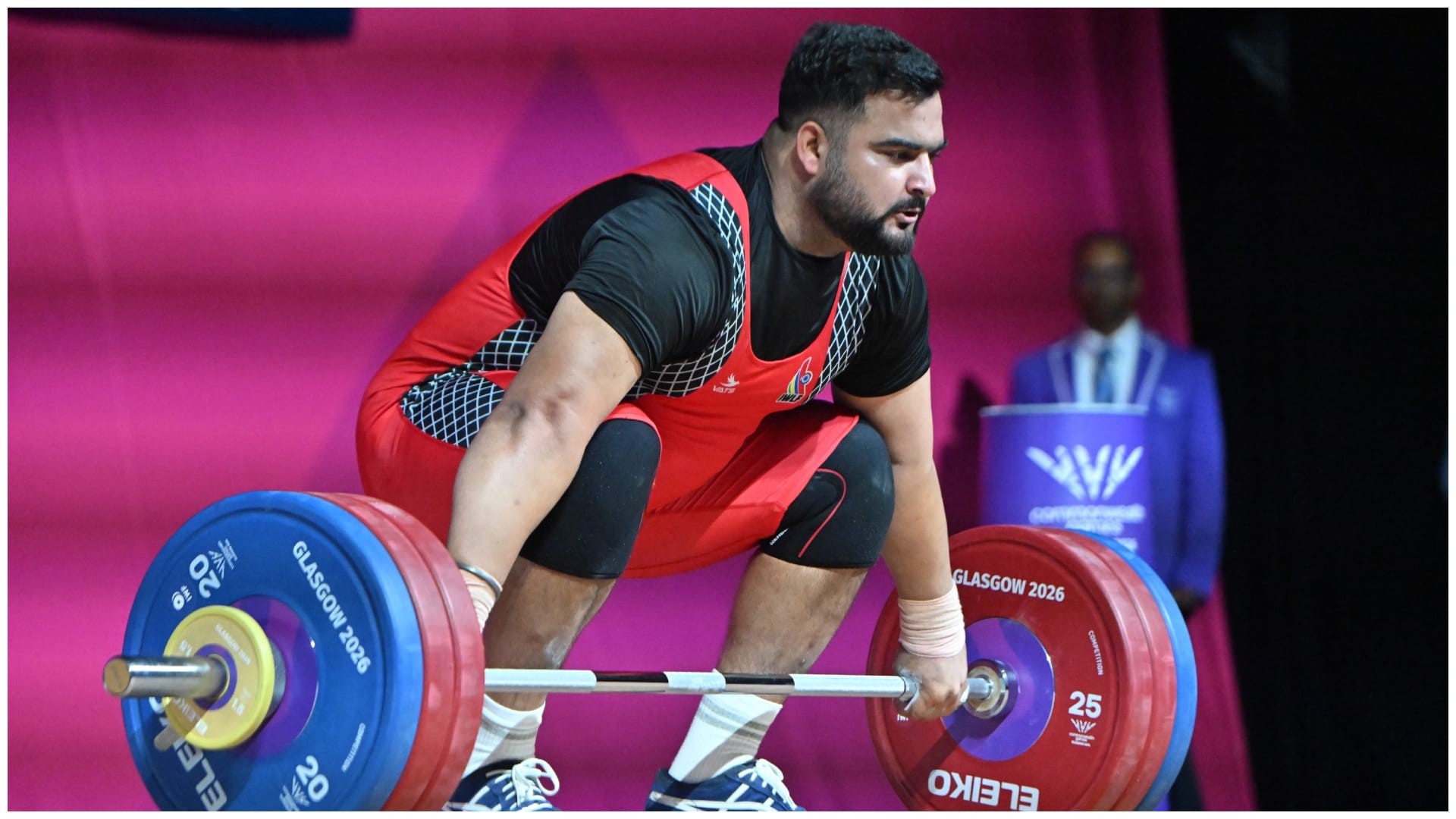 लवप्रीत सिंह ने CWG में रजत पदक जीता था
