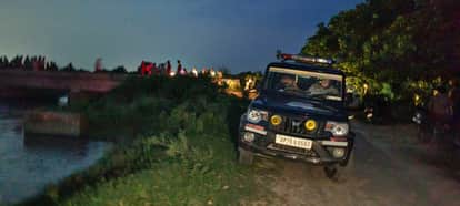 Unidentified Young Woman's Body Found Stuck in Lower Ganga Canal Bridge