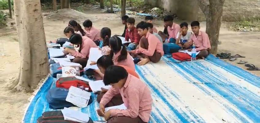 Students Study Under Open Sky for Two Years as New School Building Remains Unbuilt in Agra