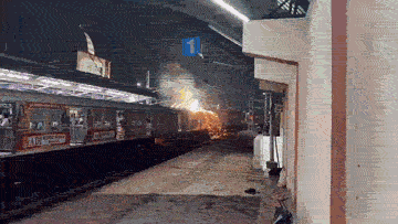 dakshineswar railway station overhead wire accident sealdah dankuni route video