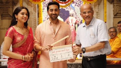 Ayushmann Khurrana Visits Jalna After Young Girl Flags Unsafe Road To School