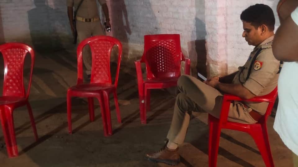 Man kills wife and two children, then commits suicide in Balrampur
