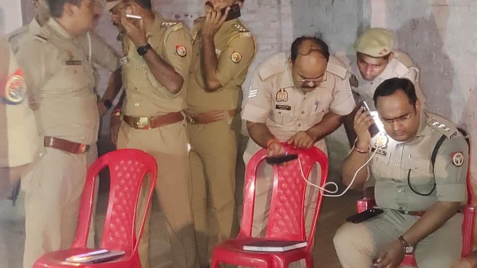 Man kills wife and two children, then commits suicide in Balrampur