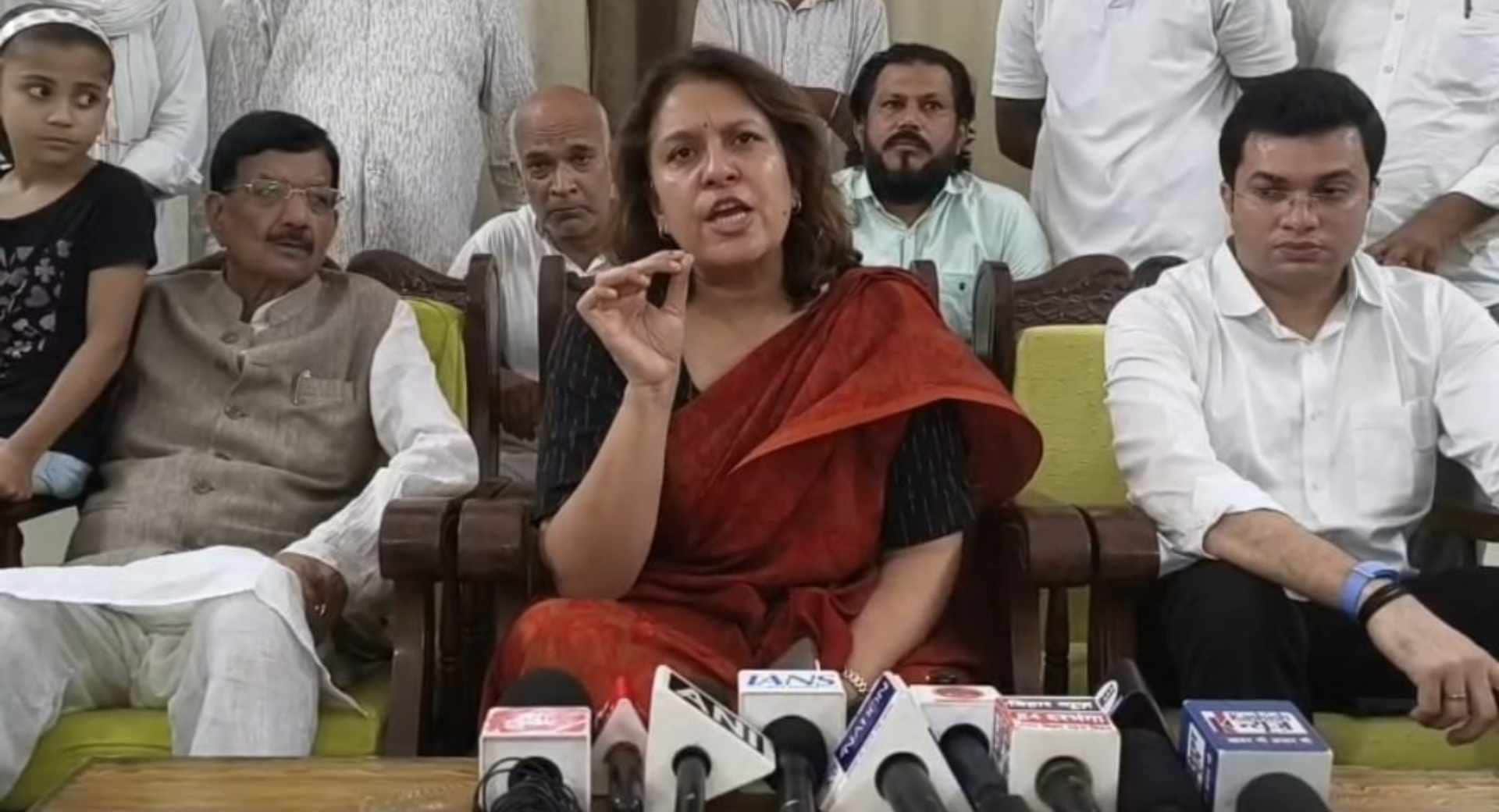 कांग्रेस की राष्ट्रीय प्रवक्ता सुप्रिया श्रीनेत