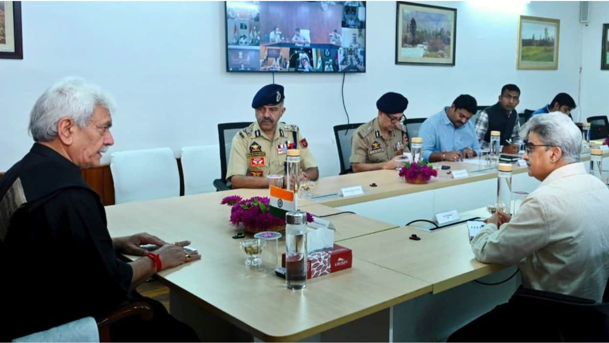 Lieutenant Governor Chairs High-Level Security Review Meeting