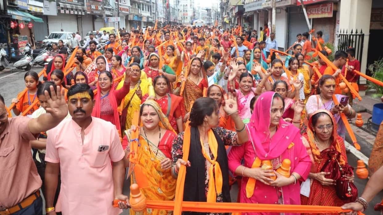 indore-news-malviya-rajak-samaj-kavad-yatra-from-indore-to-ujjain-mahakal