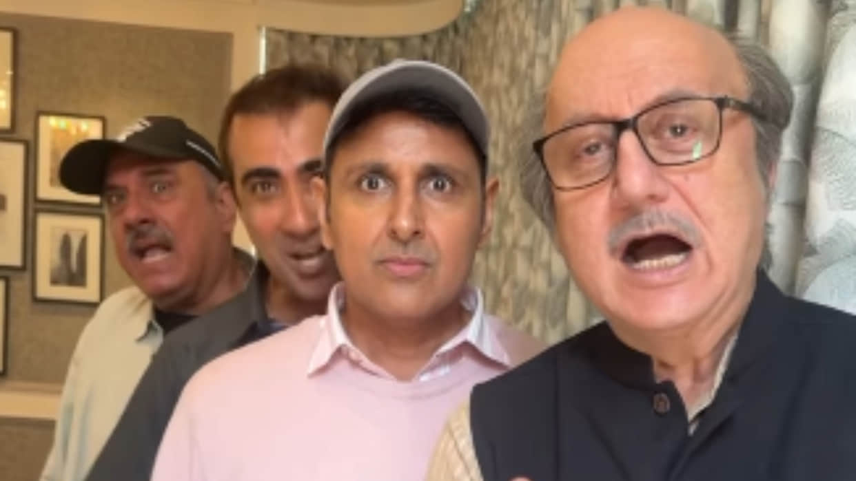 Anupam Kher And Boman Irani Created A Reel Based On A Viral TikTok Song Alongside Khosla ka Ghosla 2 Cast