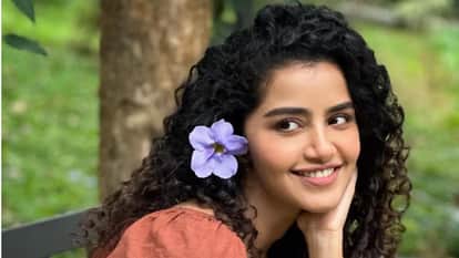 Anupama Parameswaran slammed social media users on breakup speculation with rumoured boy friend dhruv vikram