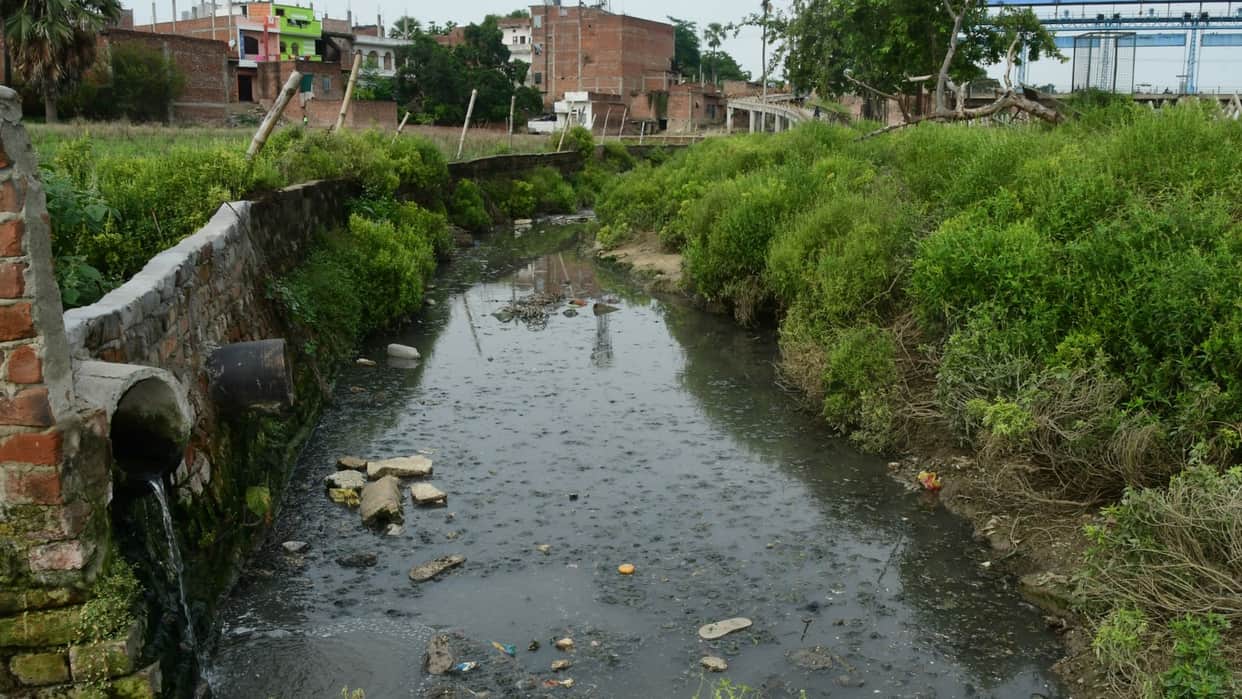 sewage proble 48 drains in Varanasi flowing into Varuna instead of directly Ganga Jal Nigam survey