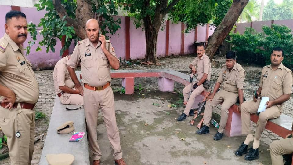 Body of PAC constable found hanging in Barabanki