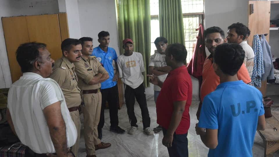 national-level table tennis player vansh has gone missing from Eklavya Sports Stadium in agra