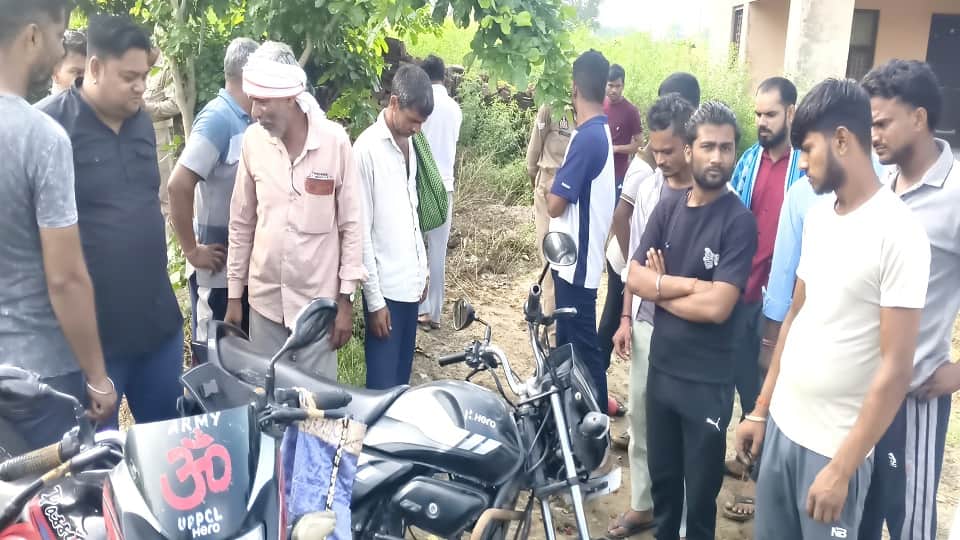 Dead body found on railway track in Hathras