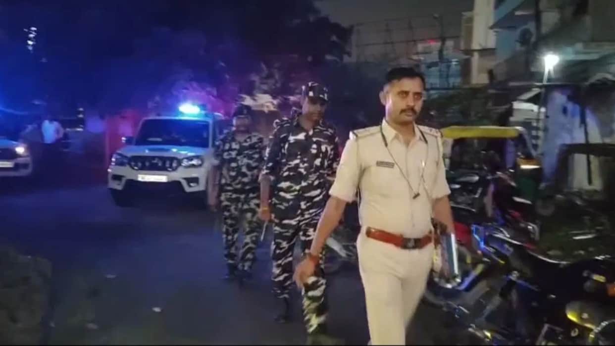 Bihar Crime Man Shot at Doorstep by Neighbor and Accomplices While Preparing for Bed