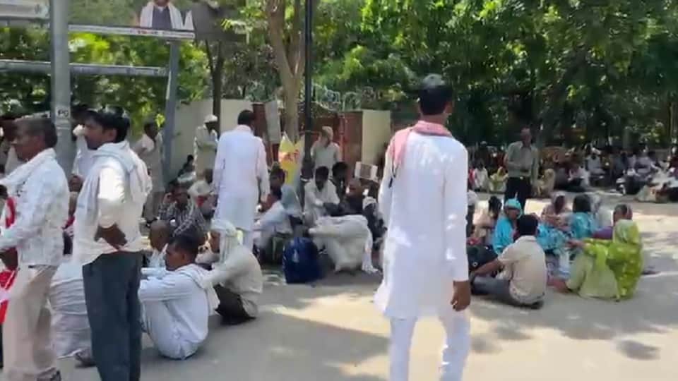 Forest Department employees protest over pending demands