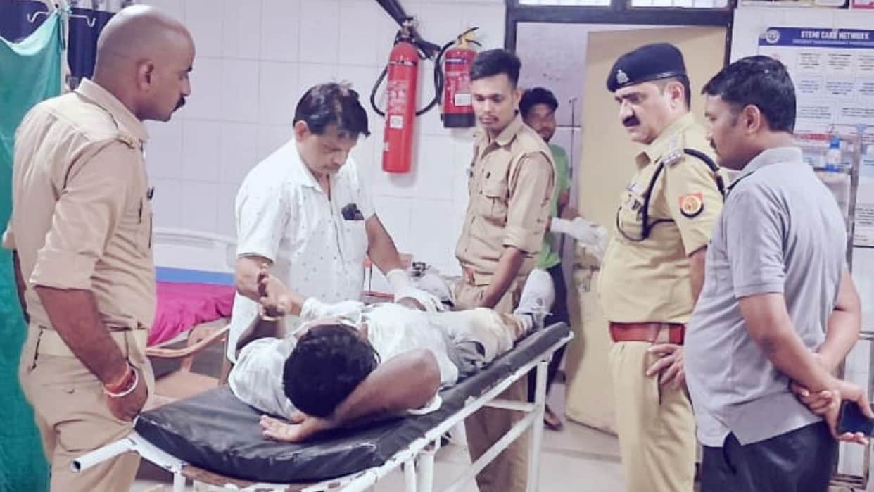 Criminal carrying 25000 reward injured encounter and arrested accomplice fleeing after opening fire police