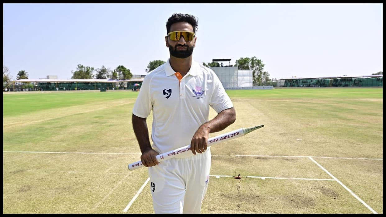 IND vs SL: जिगरी दोस्त की वजह से शुरू होगा आकिब नबी का टेस्ट सपना, पिता के एक फैसले ने किस तरह बदल दी जिंदगी? India tour of Sri Lanka Auqib Nabi's Test dream began with a best friend's timely intervention know story