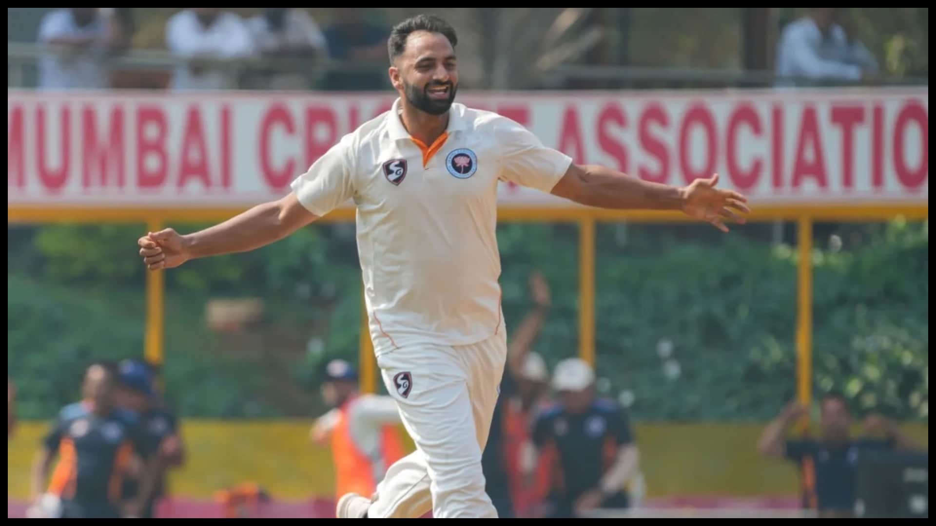 Auqib Nabi Emotional Journey to Indian Test Squad; From Bowling at a Chair During Curfew to Team India