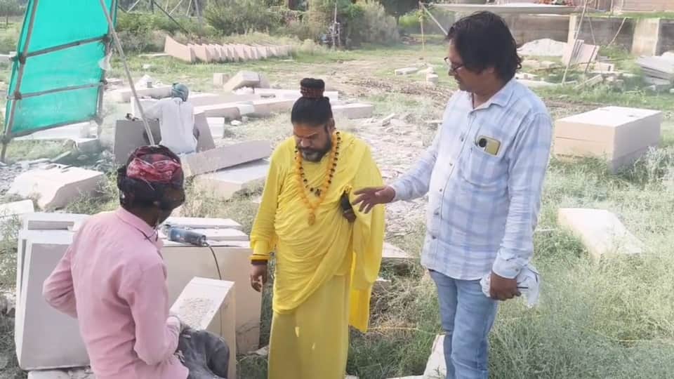 Mathura Set for August 9 Kar Seva Call, 5,000 Tonnes of Pink Stone Ordered