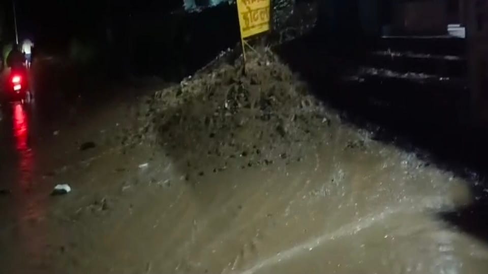 Chamoli: Torrential rains wreak havoc in Narayanbagar; seasonal streams overflow, water enters shops