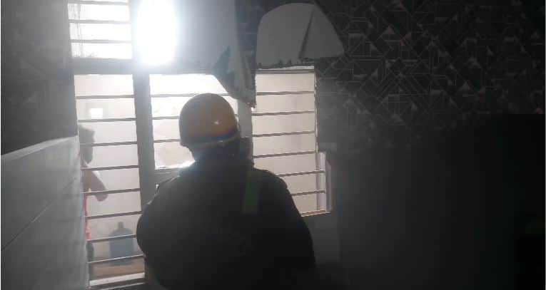 Fire Breaks Out at Cafe Near Govardhan Crossing in Mathura, Panic Ensues; Blaze Controlled in Time