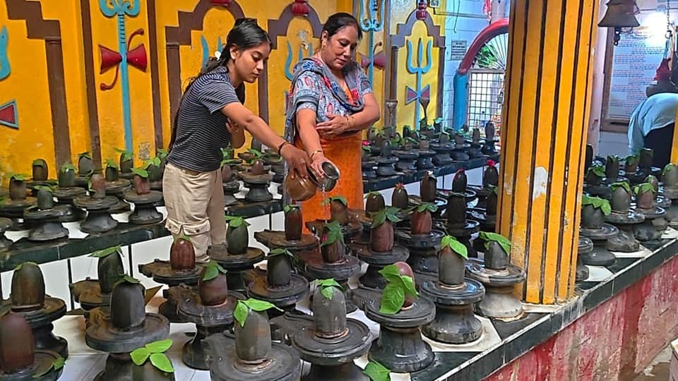 Kanwar 2026: Surge of faith at Shiva temples; surveillance via CCTV and Jatayu drones in Moradabad