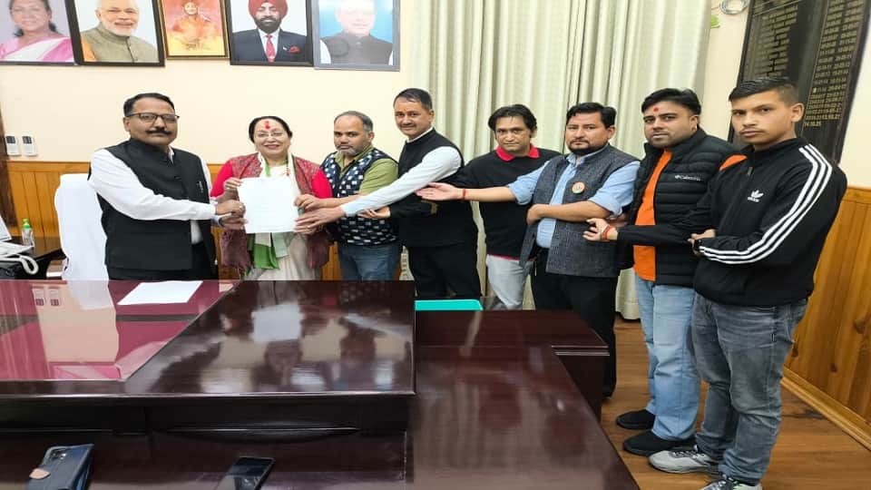 Demand for withdrawal of horn ban on Mall Road Nainital intensifies