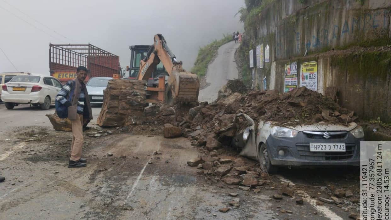 theog premghat bypass landslide alto car damaged shimla