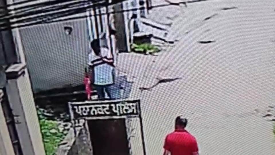 Explosion near home of former BJP state president and MLA Ashwani Sharma large firecracker pathankot