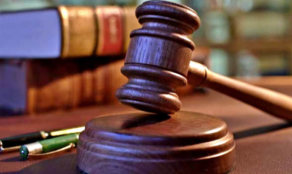 Sandila police left empty-handed as three murder accused, each carrying reward of 25,000, surrendered in court
