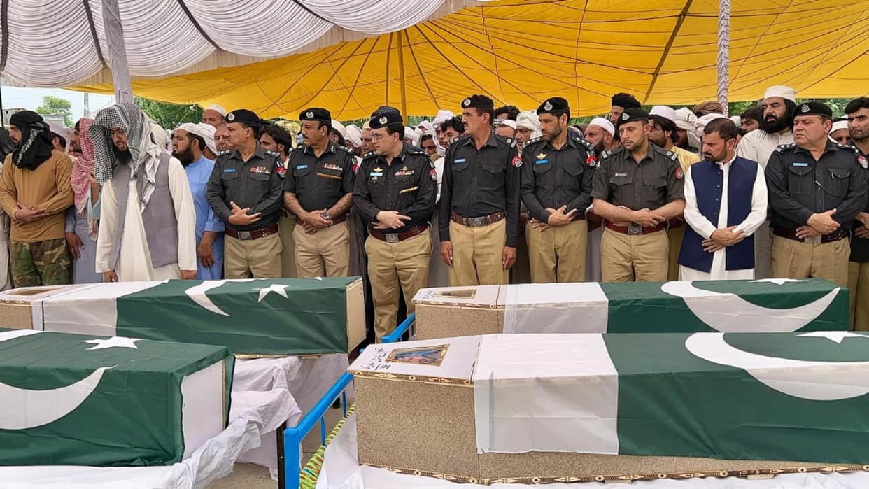 bla claim killed 32 pakistan army soldier in many attacks