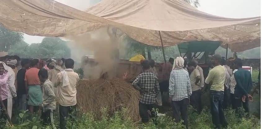 No Tin Shed at Cremation Ground Delays Funeral for 15 Hours Amid Rain in Fatehpur Sikri