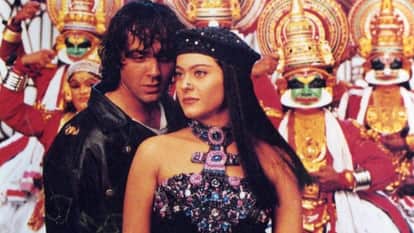 Kajol 52nd Birthday interesting facts career Movies family ajay dvgn karan johar and shahrukh khan