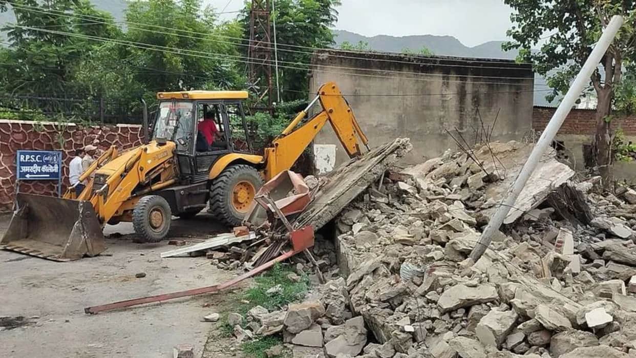 ADA's massive bulldozer action on history-sheeter's land, yellow paw on government land worth crores