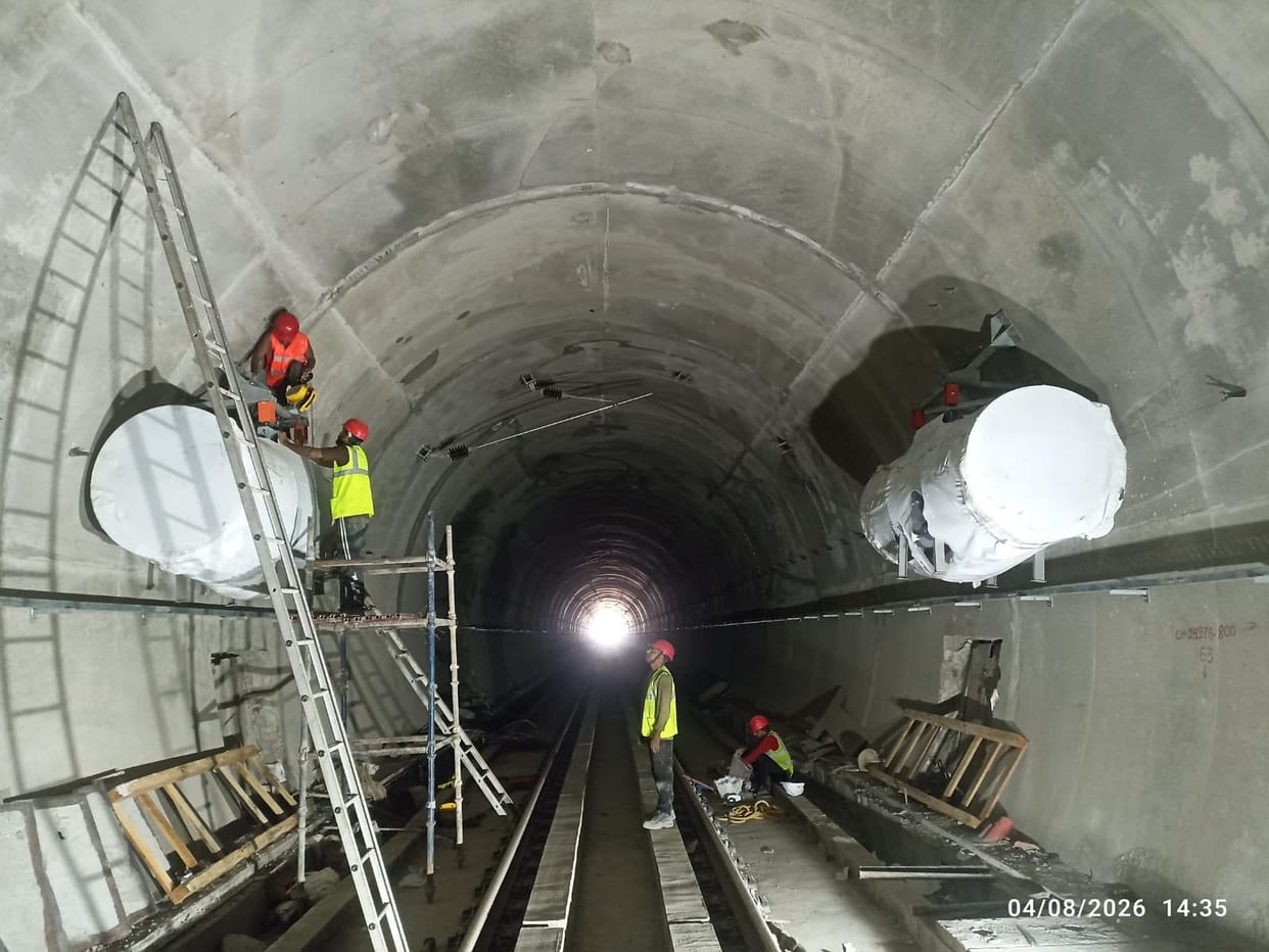Indore: Fans are being installed in the Indore-Dahod railway track tunnel to prevent passengers from suffocati