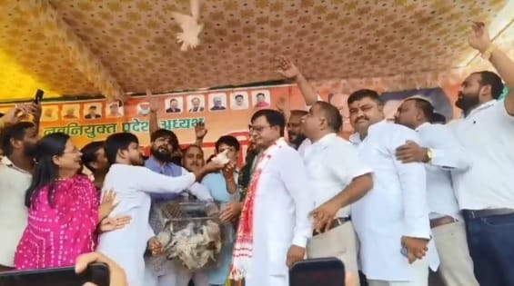 UP: भाजयुमो के प्रदेश अध्यक्ष रोहित मिश्रा का कानपुर में स्वागत, बोले- भाइयों से मिलने आया हूं, कही ये बात