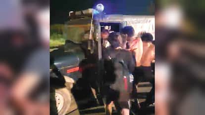 Clash Between Two Groups of Kanwariyas in Meerut, Head Constable Assaulted While Intervening