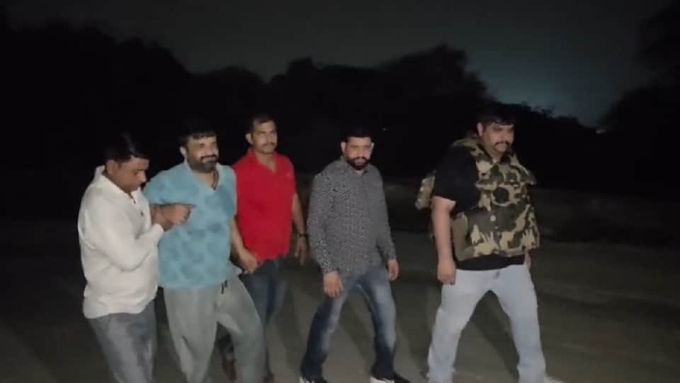 Delhi Police arrested criminal Savinder after an encounter