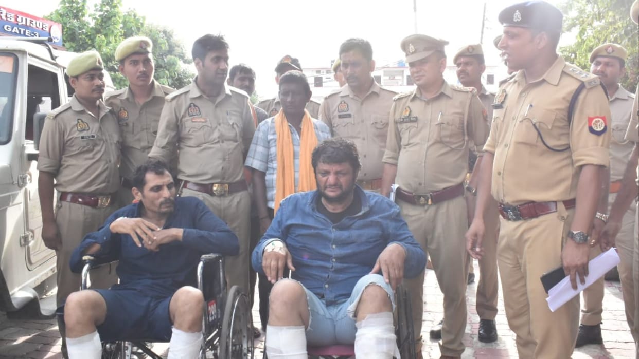 Two accused from an interstate gang based in Bhopal arrested in silver robbery case in varanasi