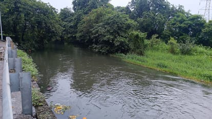 Valdhuni River: A Journey from Rich Ecology and Historic Roots to Severe Chemical Pollution