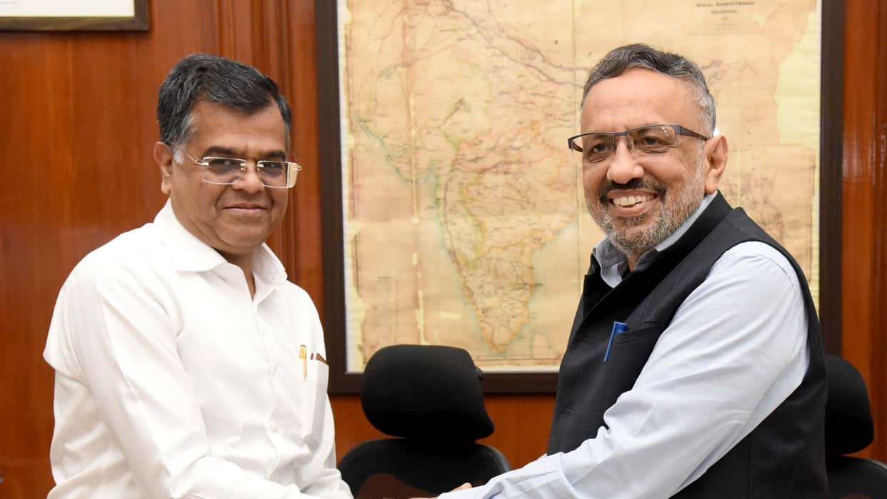 Centre Extends Tenure of Cabinet Secretary and Home Secretary by One Year