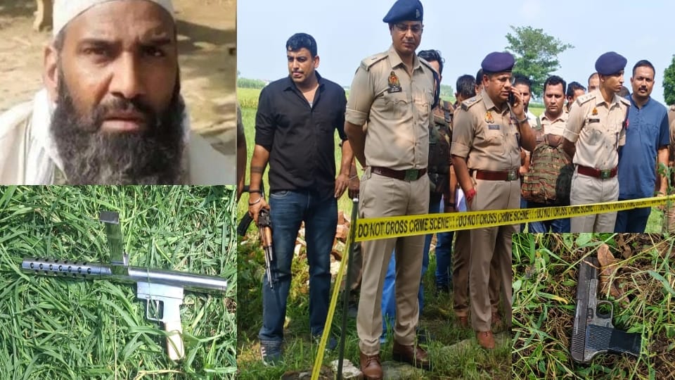 फुरकान का फाइल फोटो, मौके पर पड़े असलहे और मौजूद पुलिस।