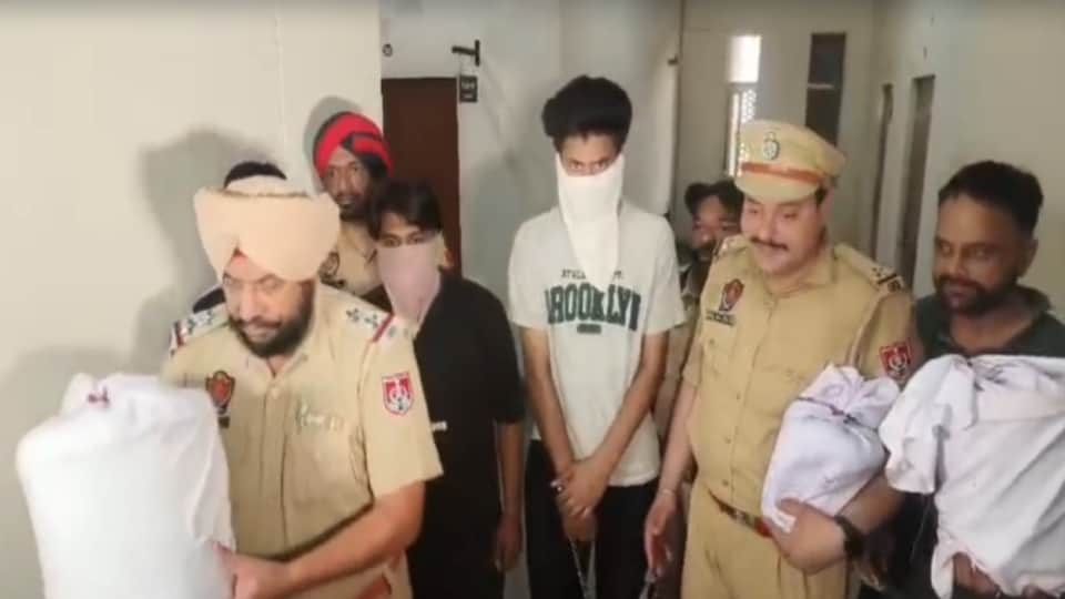 Amritsar Police seize 15 kg of heroin
