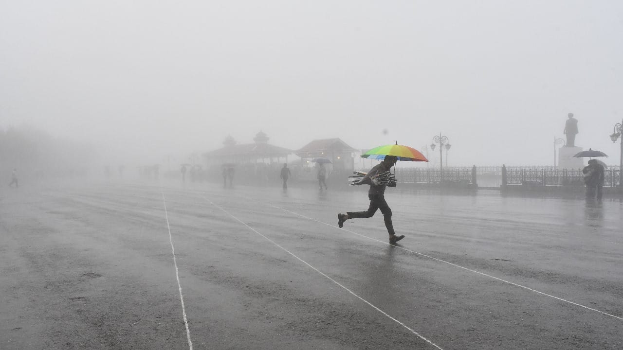 हिमाचल में जारी रहेगी बारिश।